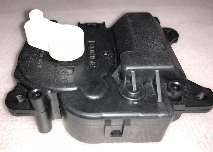 Мотор заслонки печки TOYOTA CAMRY V30 LEXUS ES300 8710633220