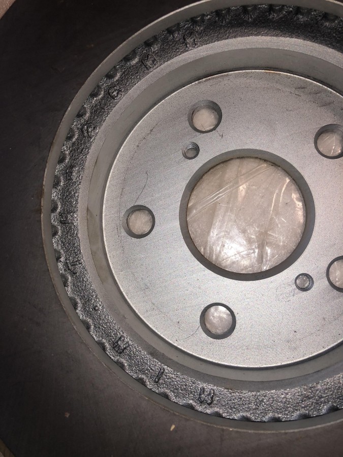 Диск тормозной передний Lexus ES CV3, Toyota Camry V30 4351258010