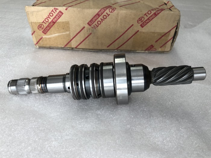 Клапан управления рулевой рейки TOYOTA 4420144050