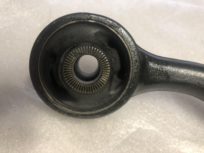 Рычаг левый передний нижний LEXUS GS  Toyota ARISTO 4867030150