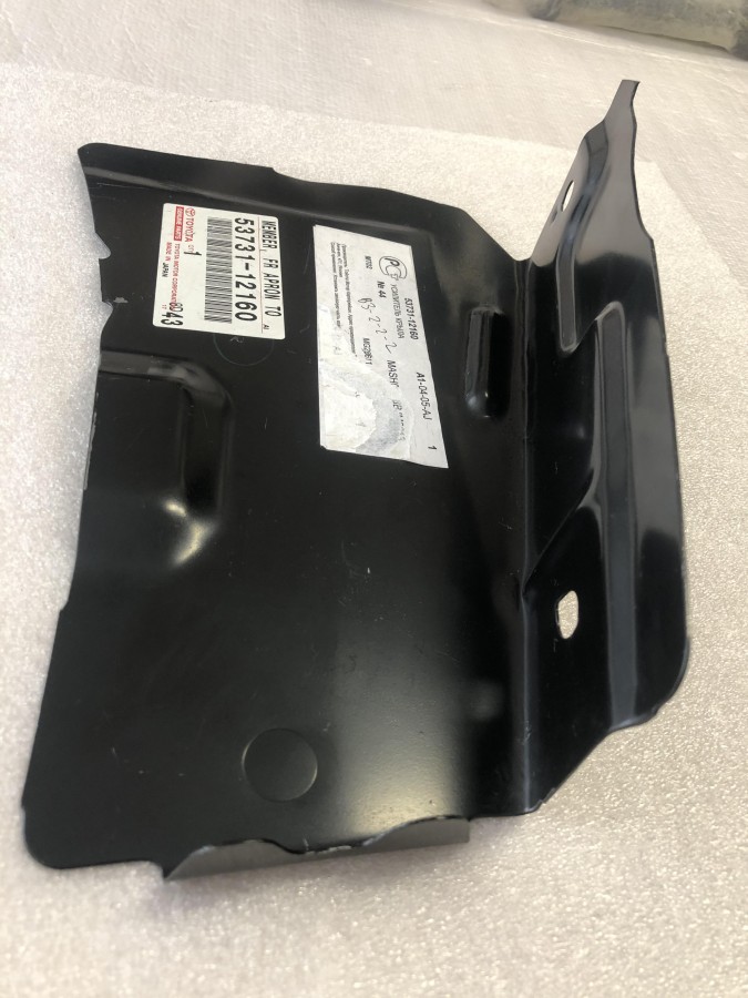 Усилитель крыла TOYOTA Corolla E120 5373112160