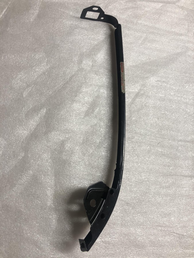 Планка фары передняя правая TOYOTA Avensis AT220 5390320040