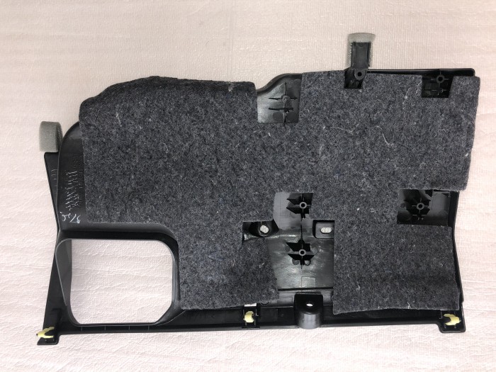 Накладка TOYOTA Land Cruiser Prado 120 2002-2009 5560735050