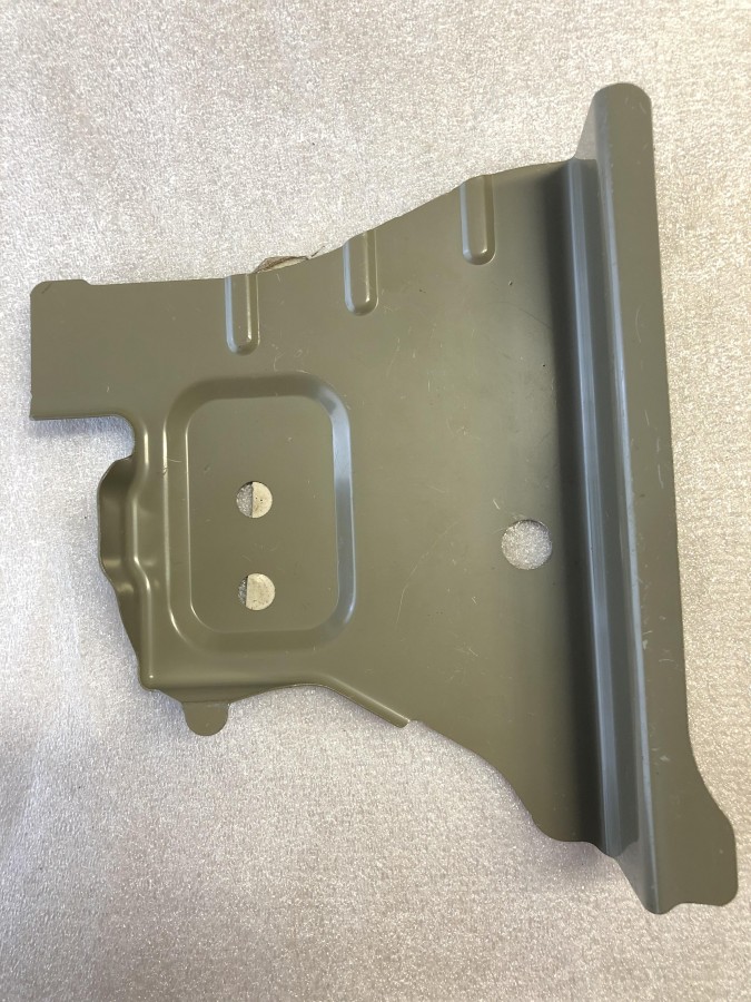 Кронштейн TOYOTA COROLLA 5716802050