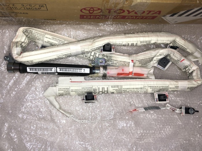 Подушка безопасности боковая правая TOYOTA COROLLA Е120 6217013011