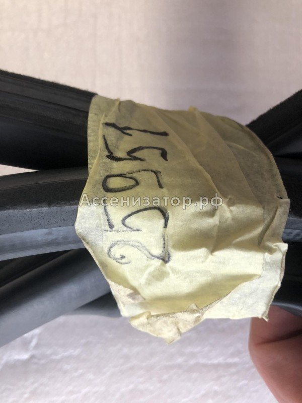 Уплотнитель двери TOYOTA 6231230202C0