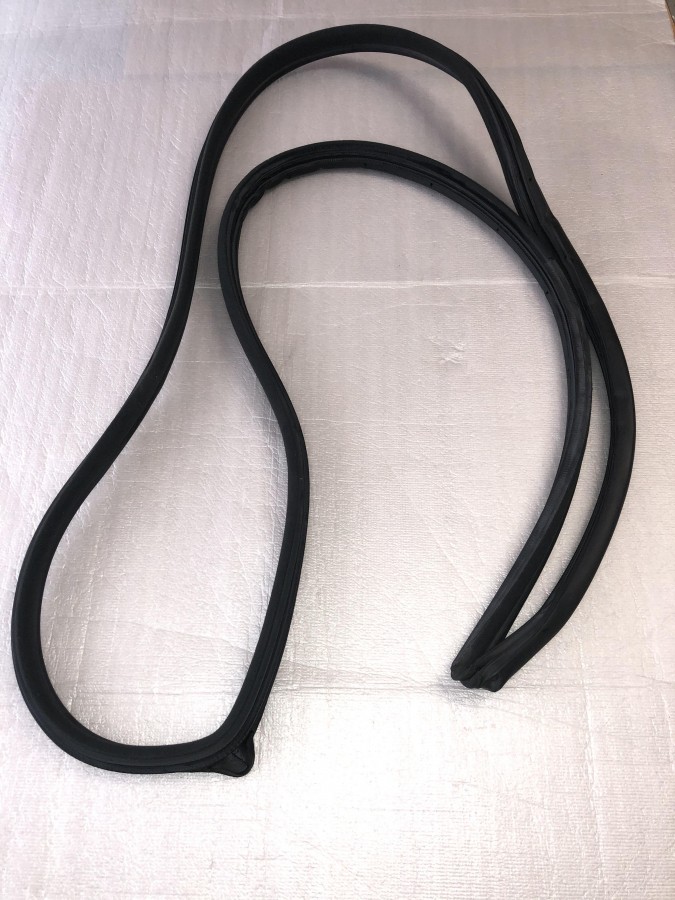 Уплотнитель двери TOYOTA 6231230202C0