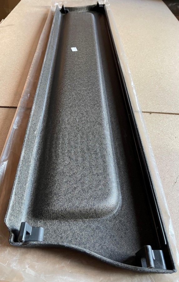 Полка задняя TOYOTA Corolla E120 6433002401B0