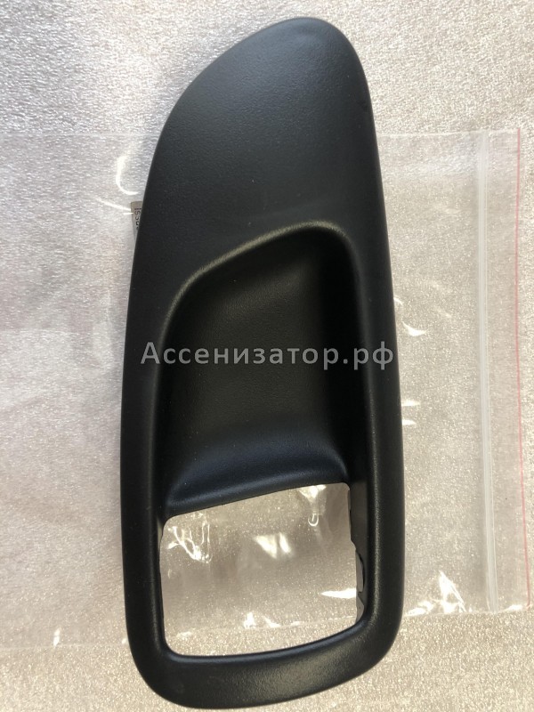 Накладка ручки передней левой двери TOYOTA Corolla E100 6927812110C0