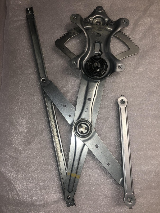 Стеклоподъемник передний левый TOYOTA CAMRY CV30 2001-2006 6980233060