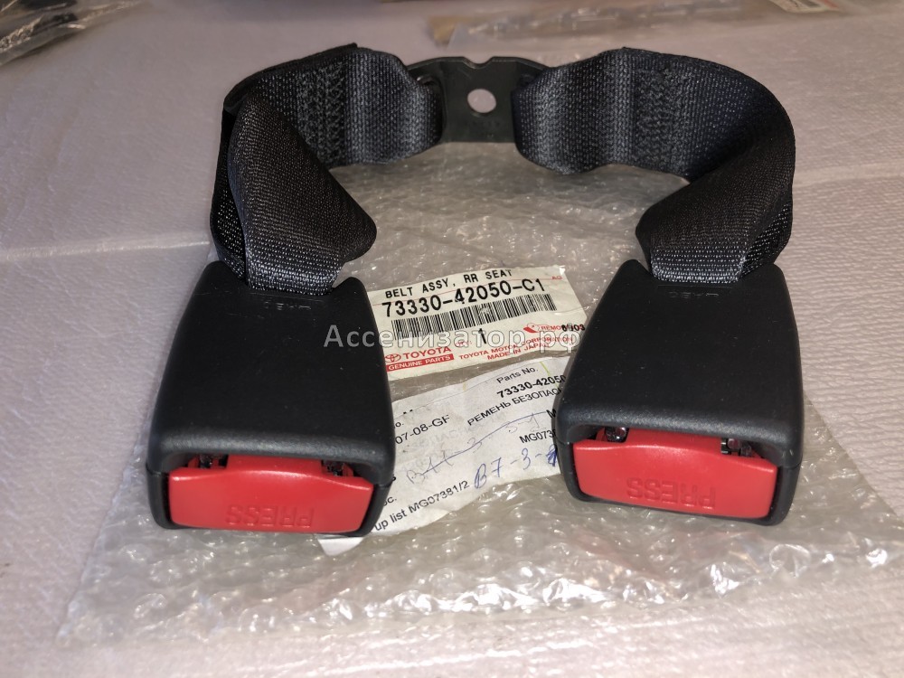 Ремень безопасности TOYOTA RAV 4 CA20 2000-2005 7333042050C1