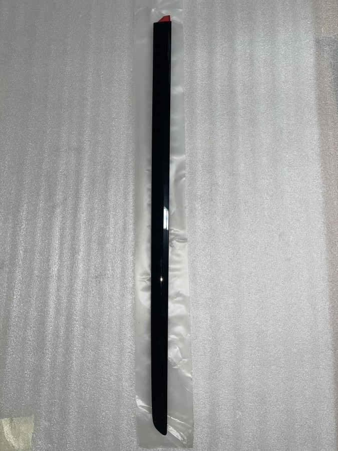 Молдинг задней левой двери LEXUS ES300 7574233190C0