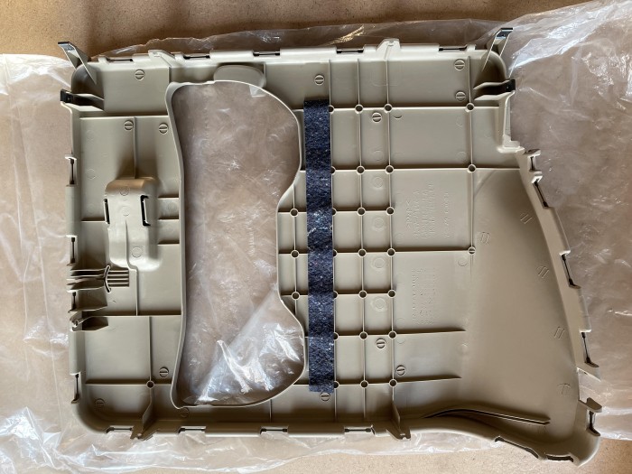 Крепление сиденья TOYOTA Prado J120, LEXUS GX 7934760080A0 УЦЕНКА