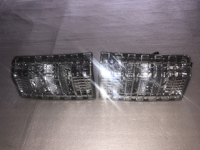 Фонарь задний правый LEXUS LX470 8167060080