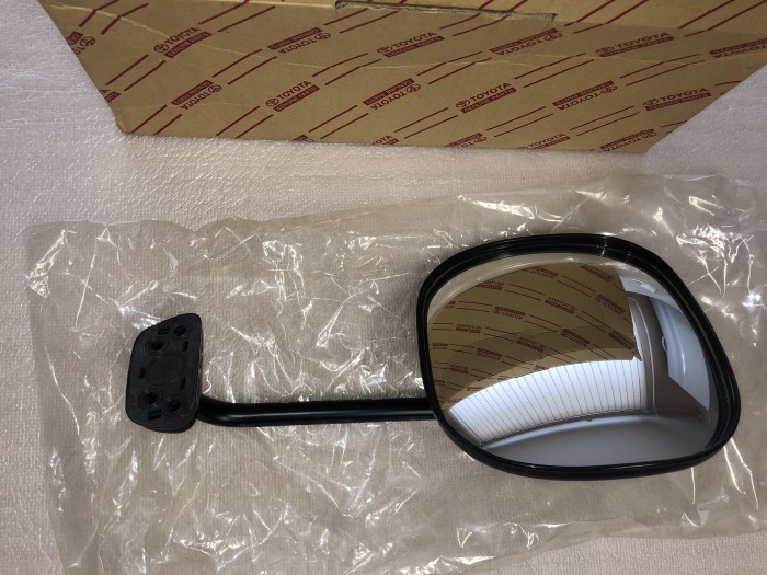 ЗЕРКАЛО НАРУЖНОЕ ЗАДНЕЕ ПАРКОВОЧНОЕ TOYOTA 8795028070