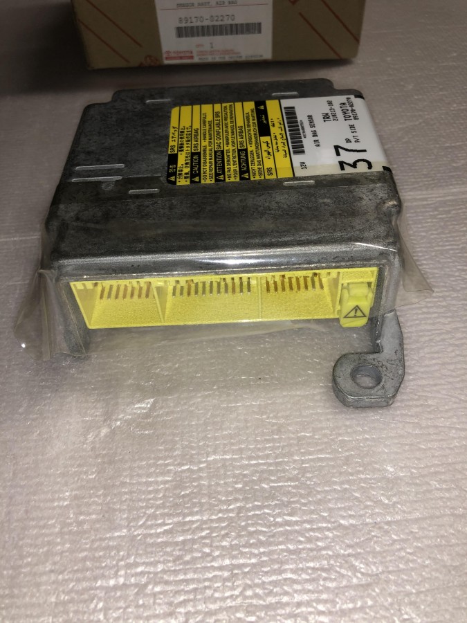 Блок системы безопасности  AIR BAG Toyota COROLLA E120 2001-2006 8917002270