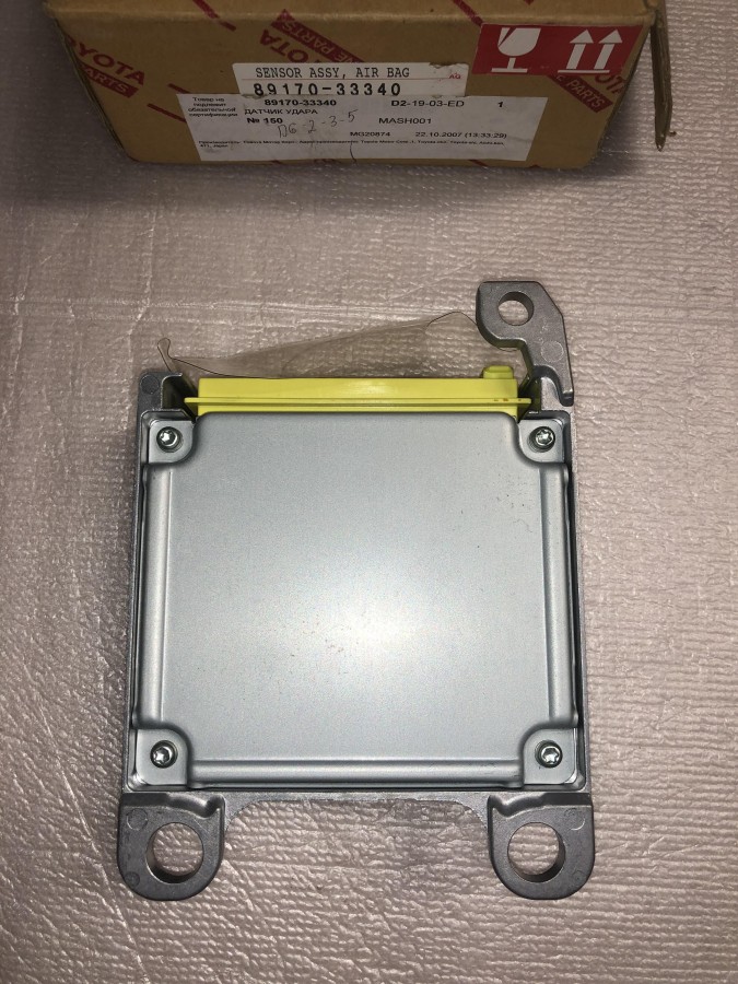 Блок системы безопасности AIR BAG TOYOTA CAMRY CV30 2001-2006 8917033340