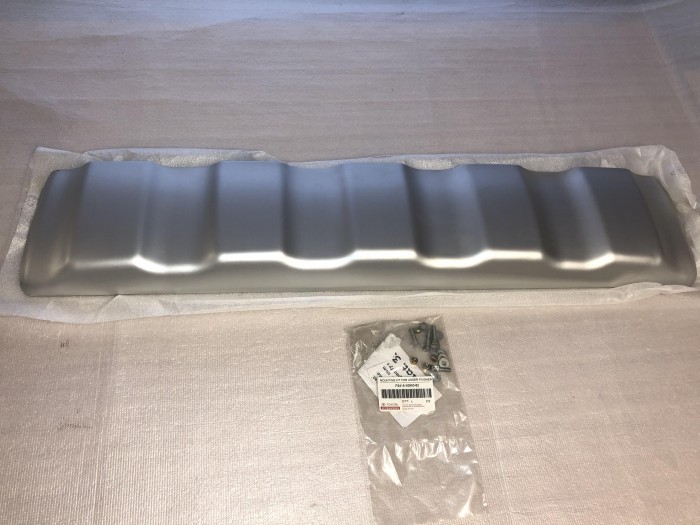 Защитa aллюминевая PZ415X095002 для защиты РZ415-Х0950-00 Тоyotа Rav 4 2000-2006 PZ415X095002