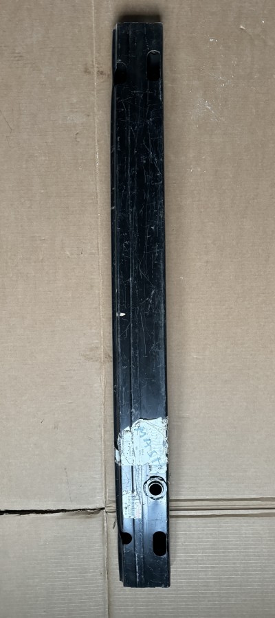 Усилитель бампера передний Toyota Camry XV30 2001 - 2006 5202133110