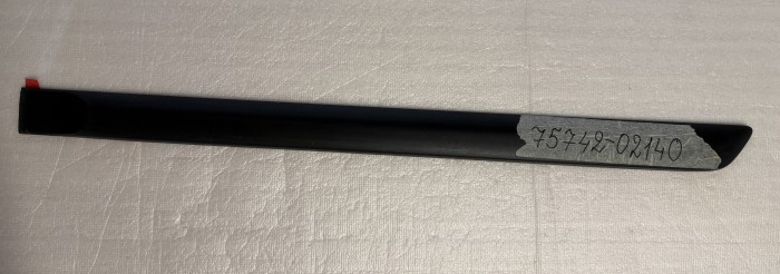 Молдинг задней левой двери TOYOTA COROLLA SD 7574202140C0